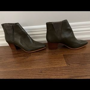Vince Camuto Green Boots